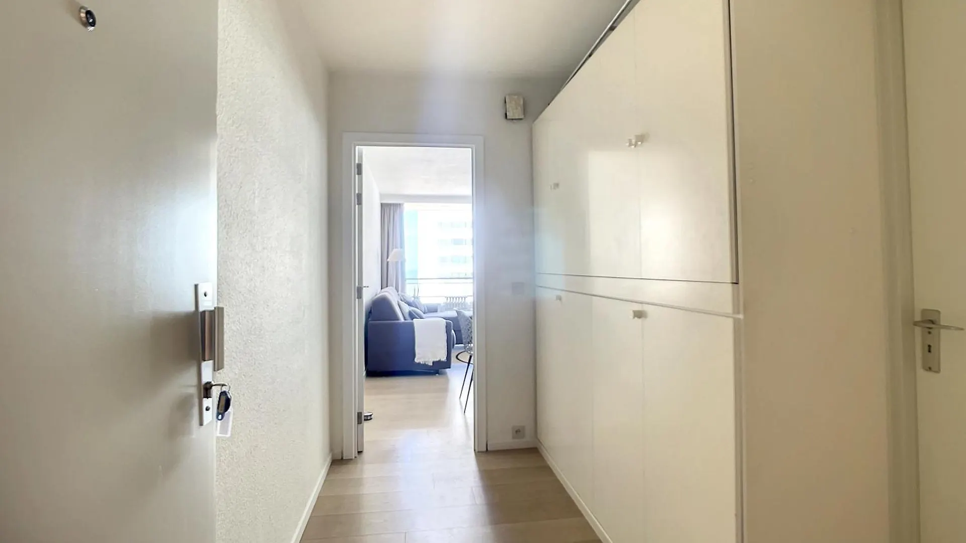 Apartament Oostende Studio Royal Ascot Q7 Met Terras En Zeezicht Op Toplocatie